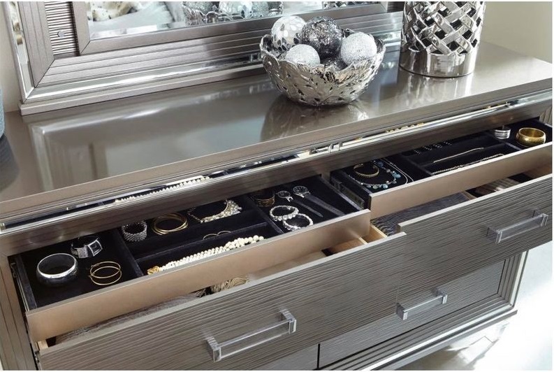 Tamsin 5pc Bedroom Collection-Silver-Gray - Image 7