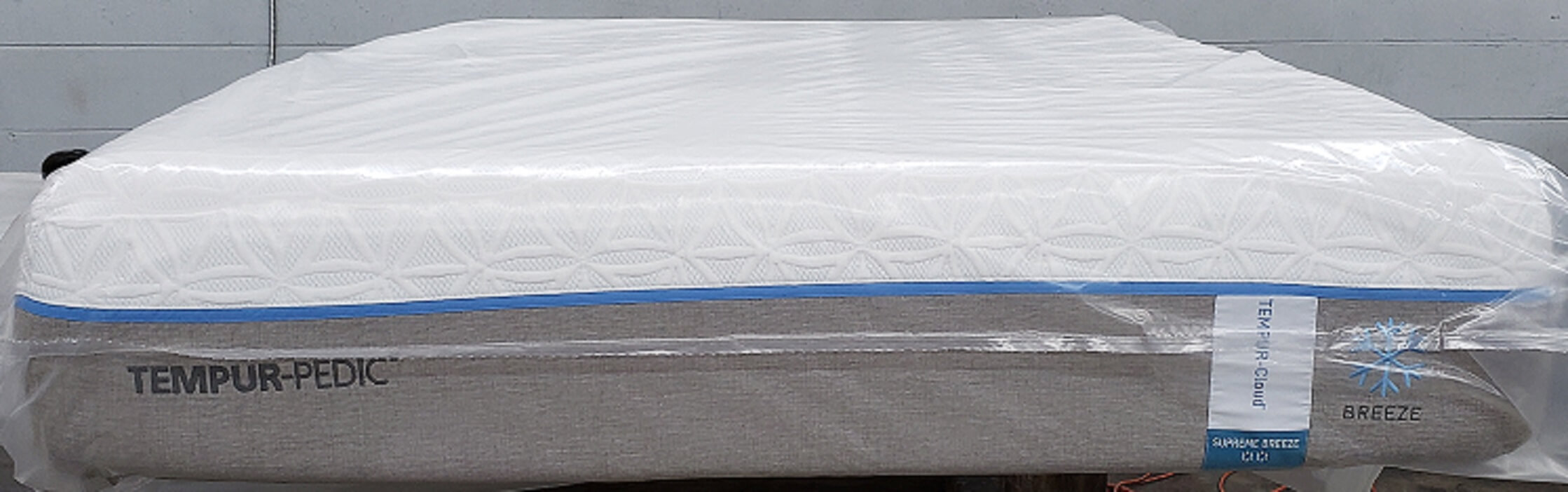 TempurPedic Cloud Supreme Breeze Queen Mattress